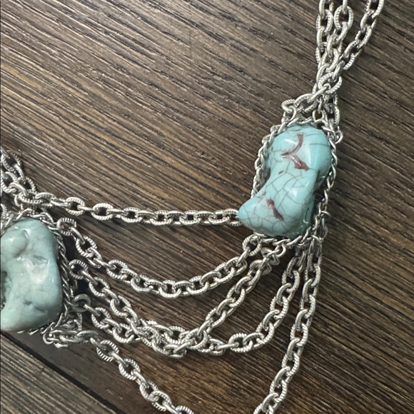 Statement necklace - Picture 3 of 3